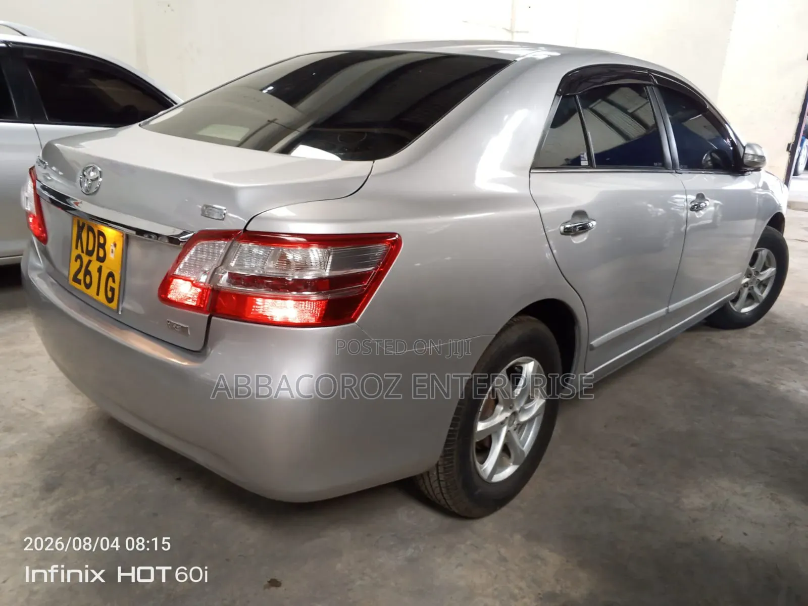 Toyota Premio 2017 Silver