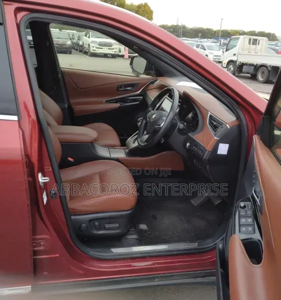 Toyota Harrier 2019 Maroon