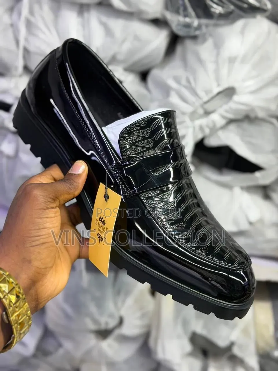 Spot New Empire Wetlook