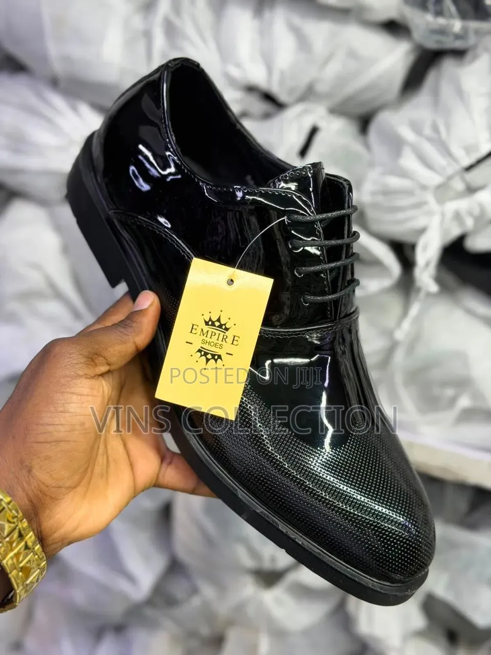 Spot New Empire Wetlook