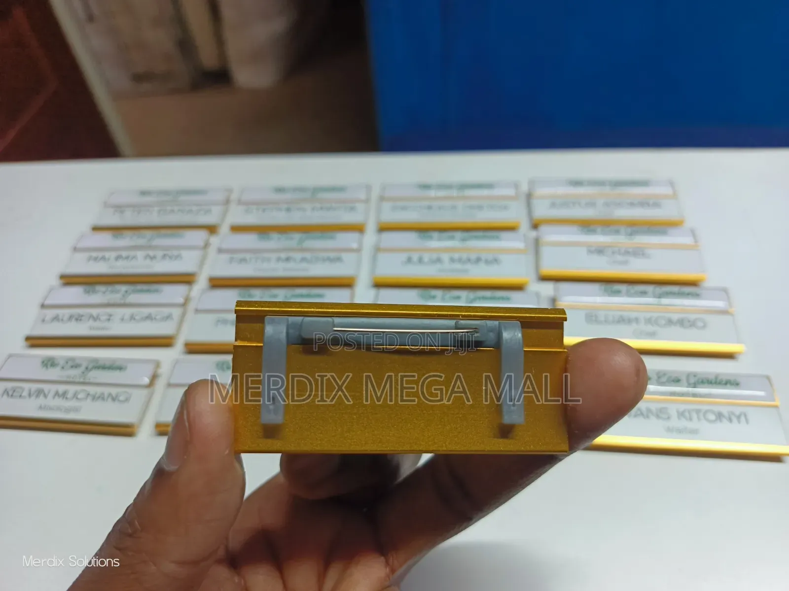 Q12, Nametags, Tags