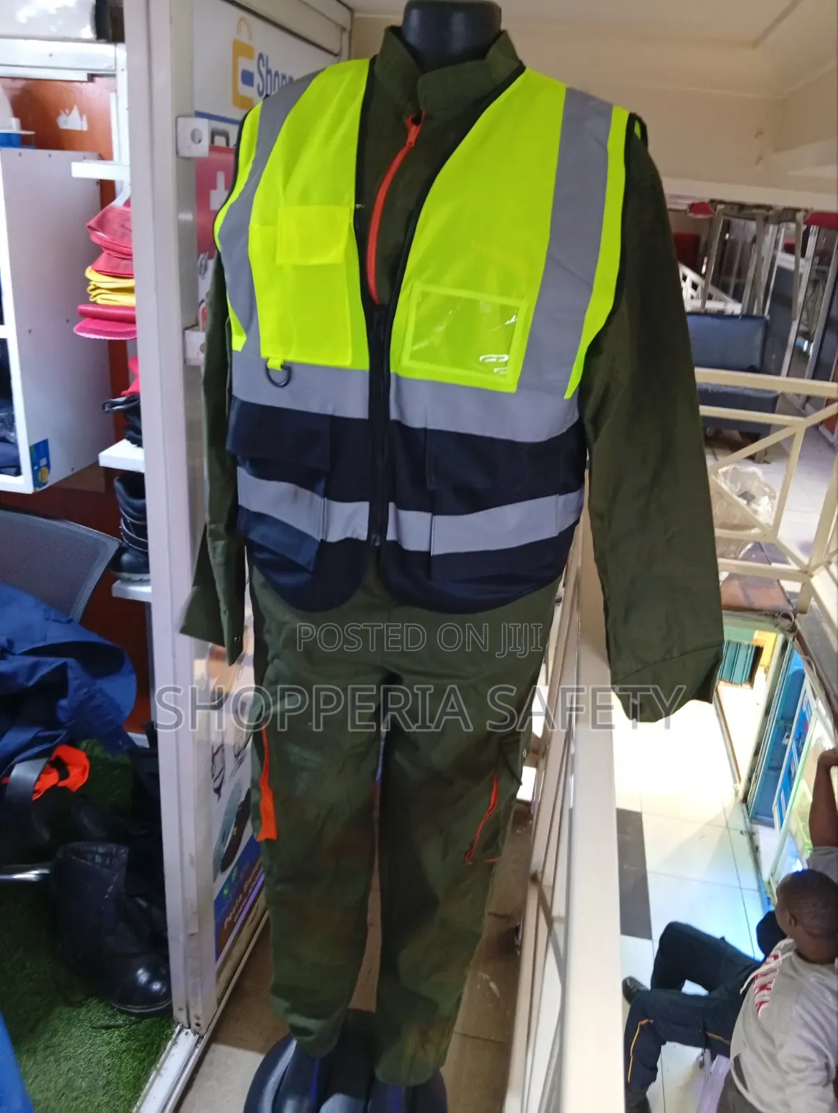 Multi Pocket Reflector Vests