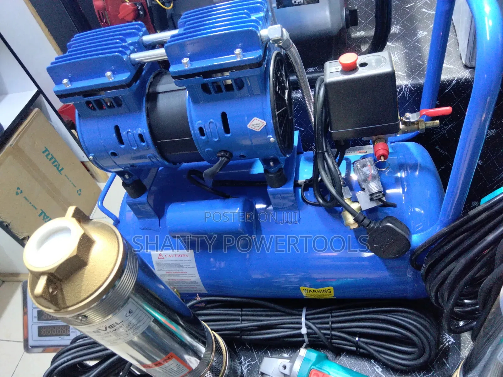 25lts Air Compressor/Maxmech Air Compressor 25litres