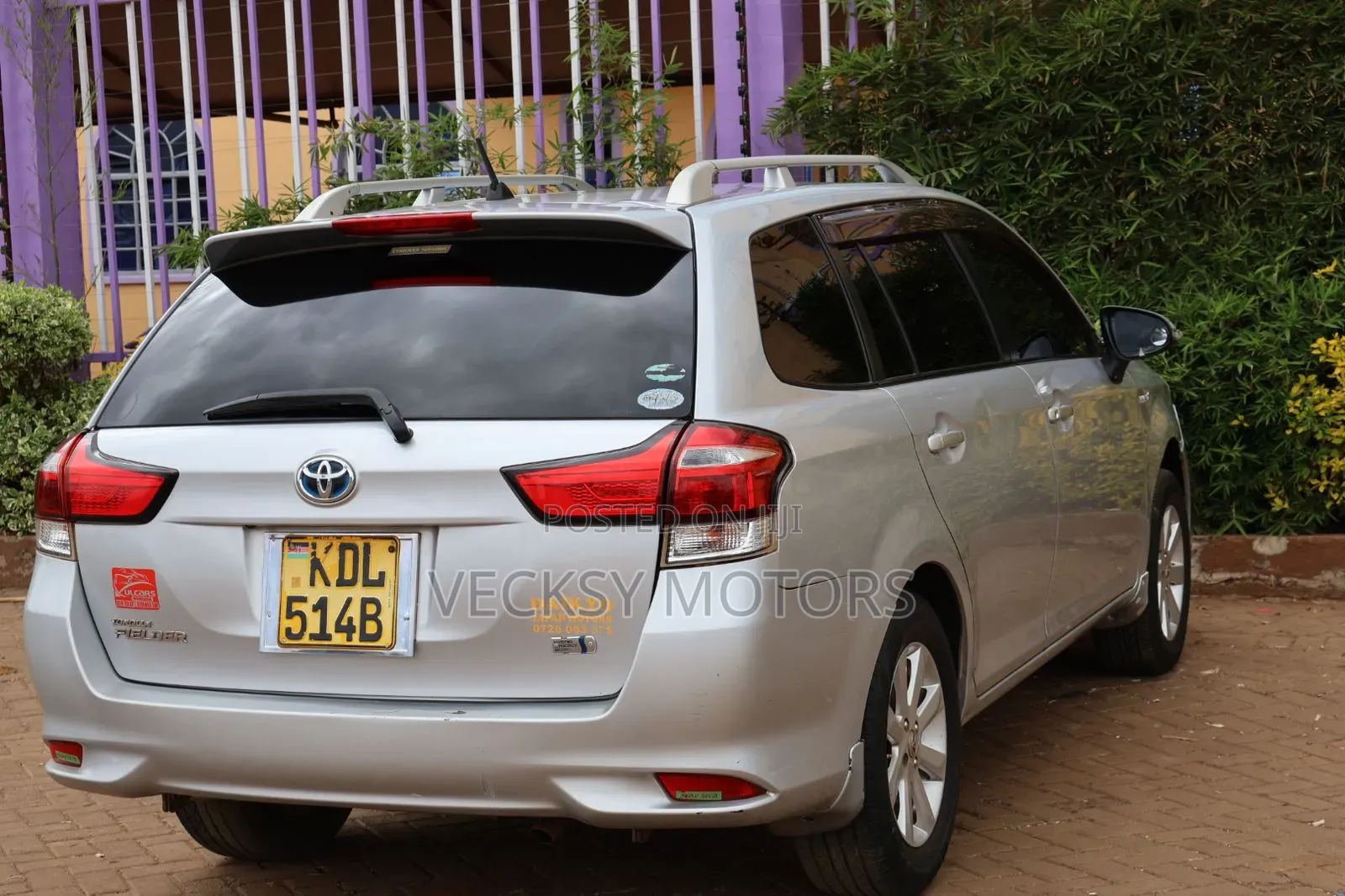 Toyota Corolla Fielder 2015 Silver