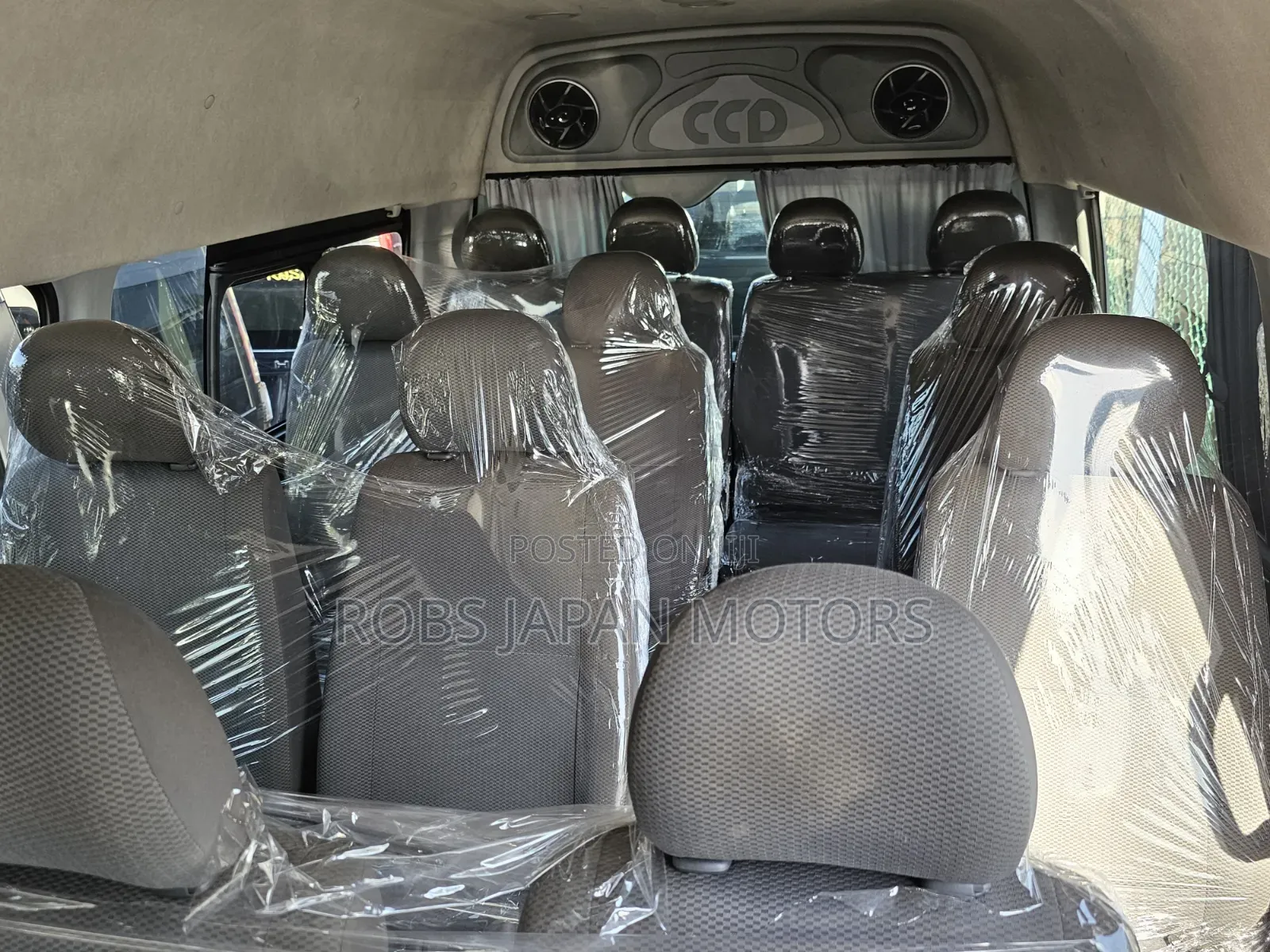 Toyota HiAce 2019
