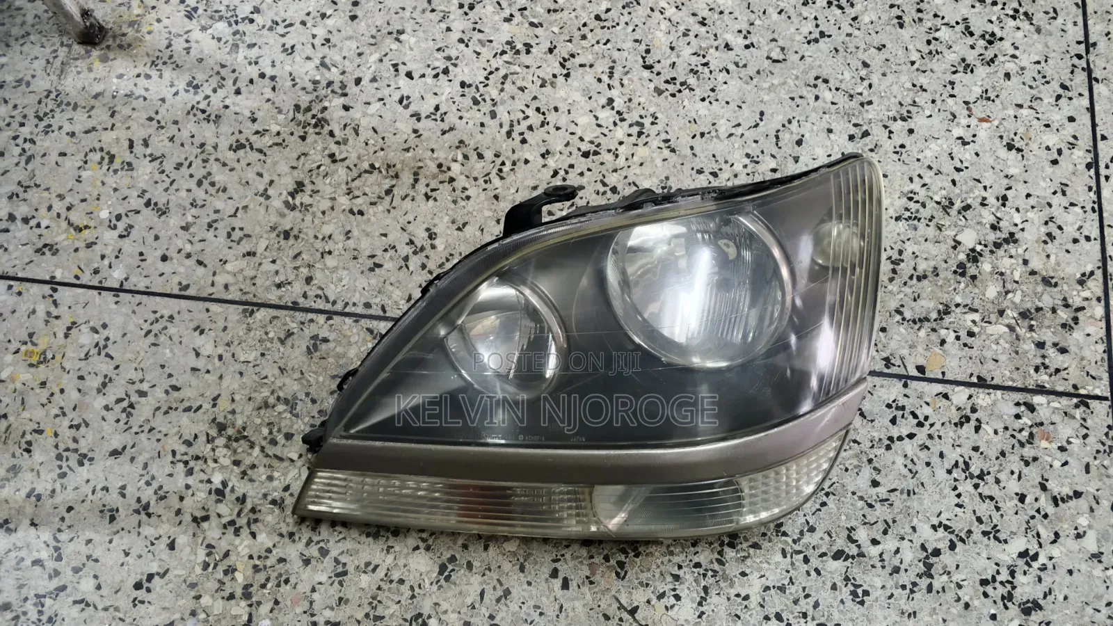 Toyota Harrier Non Xenon Headlight