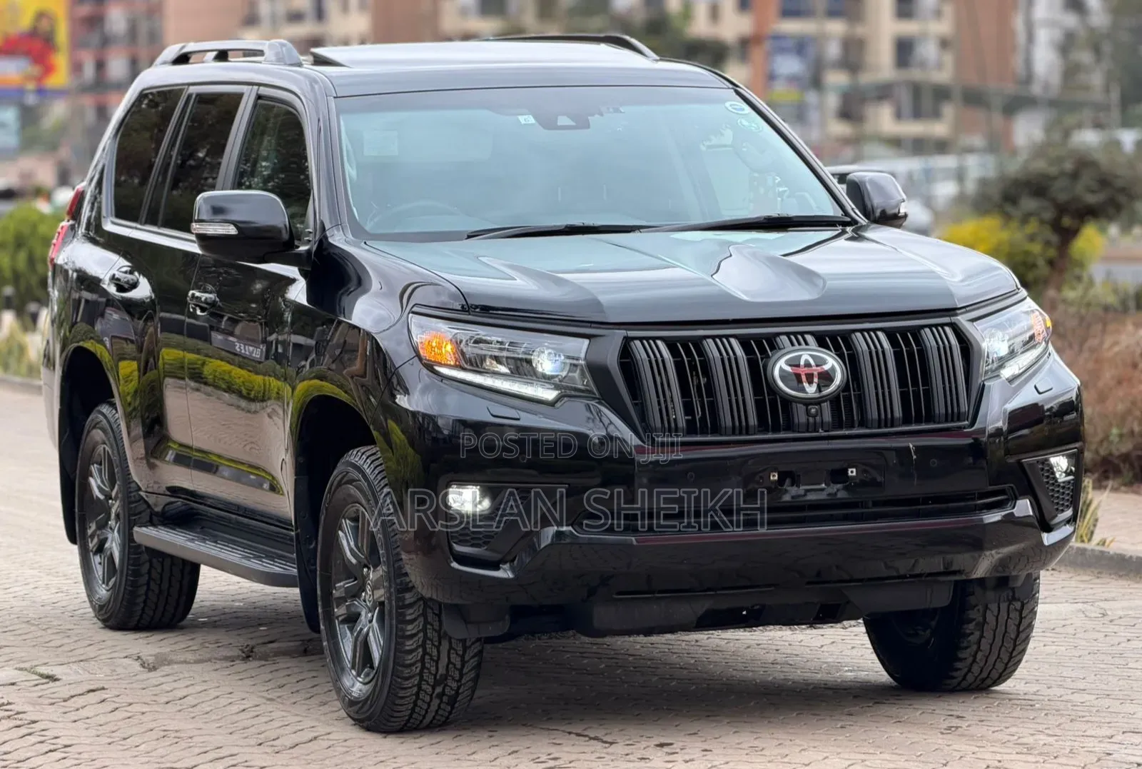 Toyota Land Cruiser Prado 2023 Black