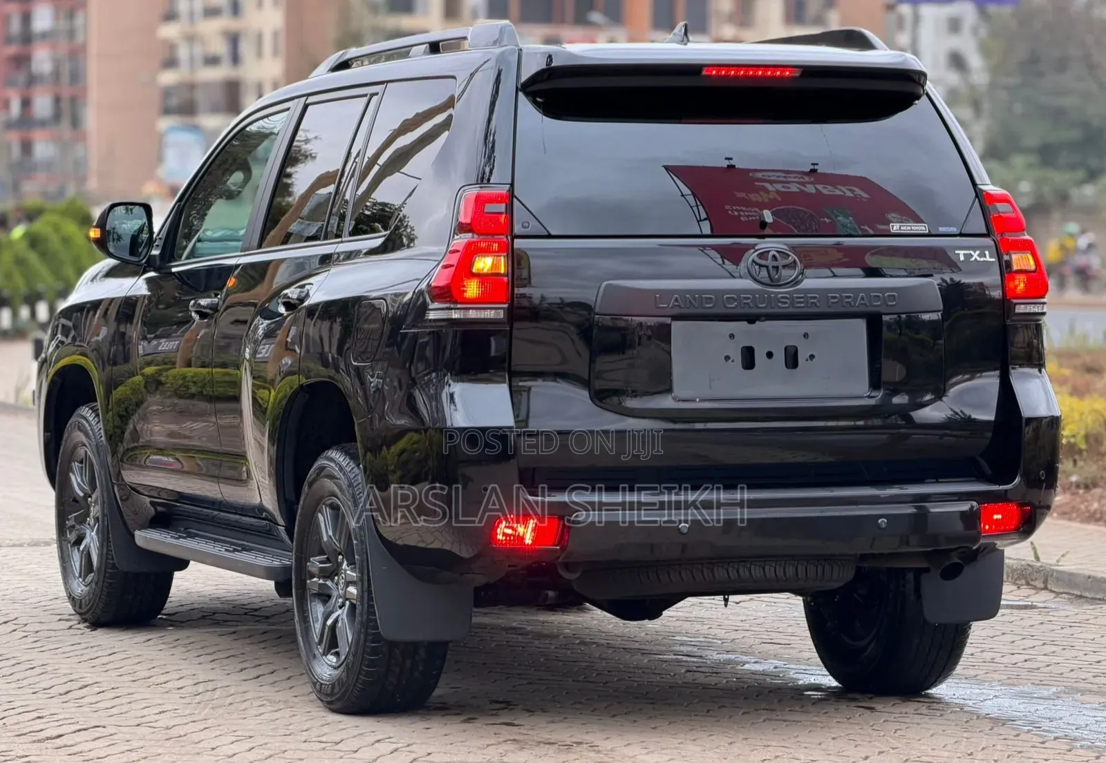 Toyota Land Cruiser Prado 2023 Black