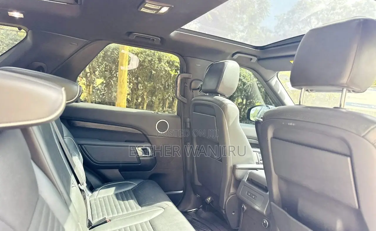 Land Rover Discovery 2017 Black