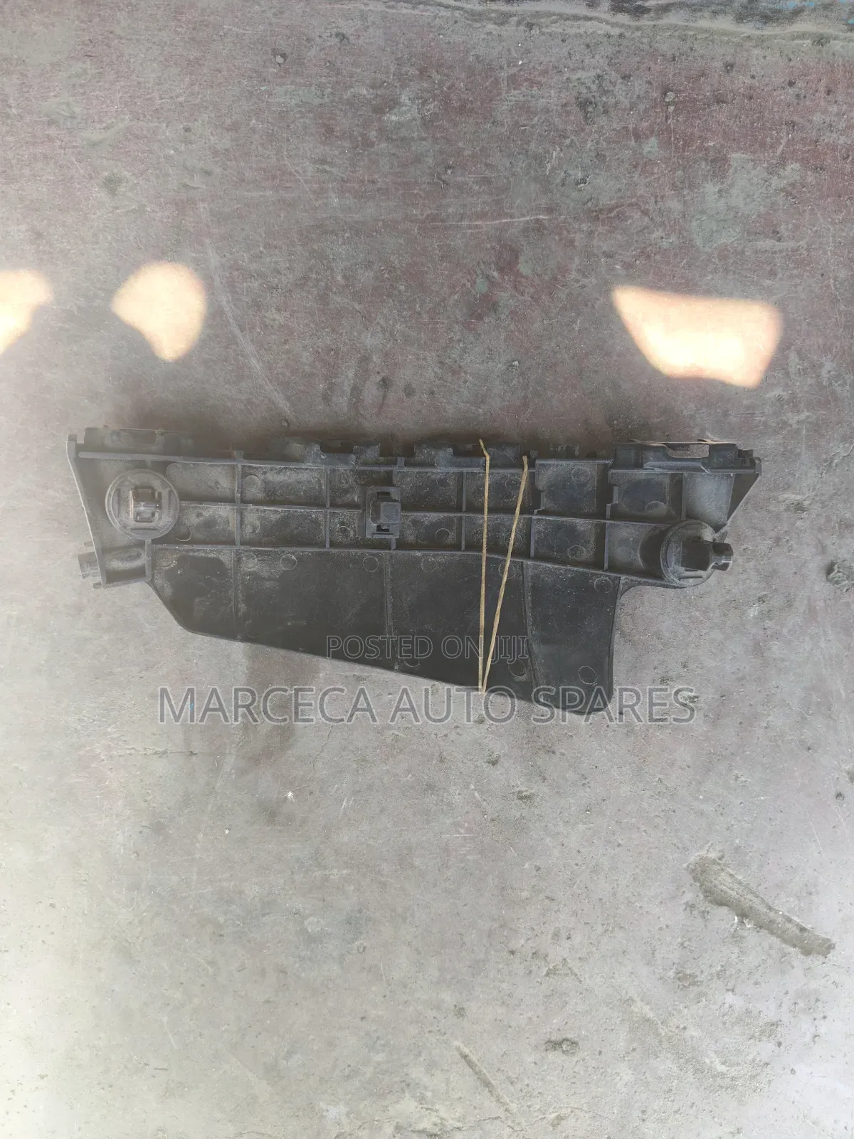 Toyota V8 200seies Front Bumper Slide 2008-15