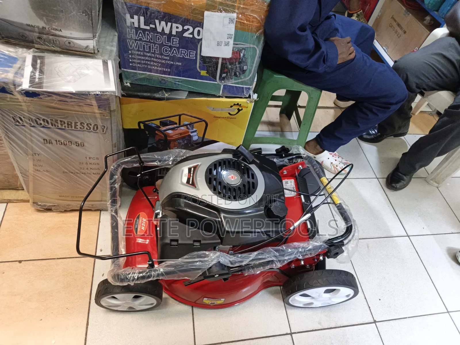Petrol Lawn Mower Machine – Powerful Grass Cutting Equipment