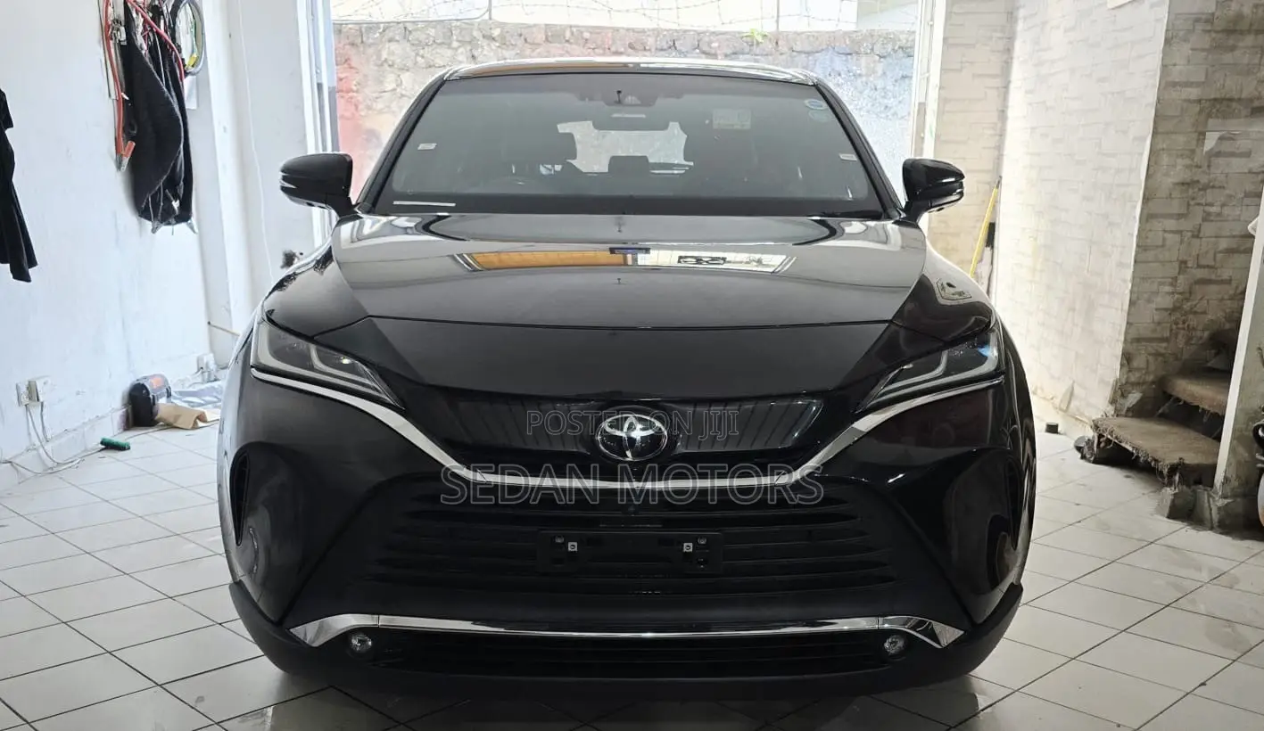 Toyota Harrier 2021 Black