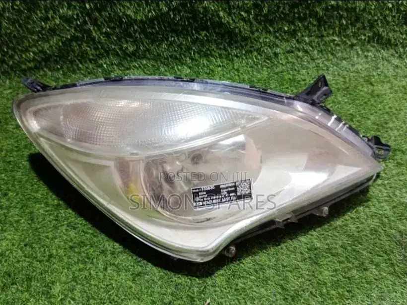 Headlight Assy Rh Suzuki Solio Non Xenon 2013