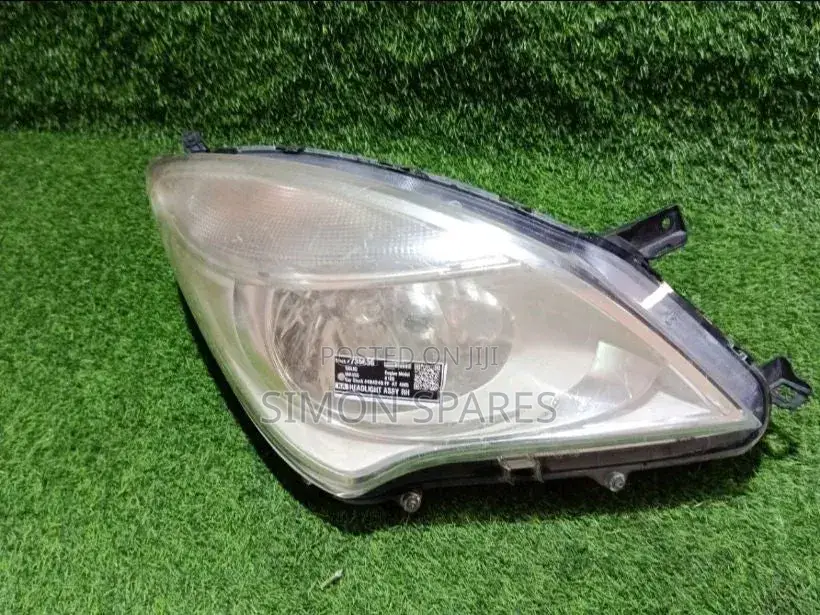 Headlight Assy Rh Suzuki Solio Non Xenon 2013