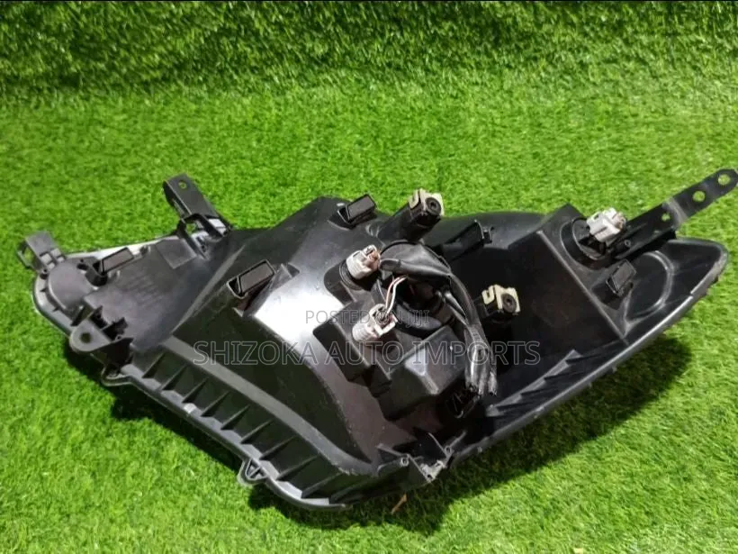 Headlight Assy Rh Suzuki Solio Non Xenon 2013