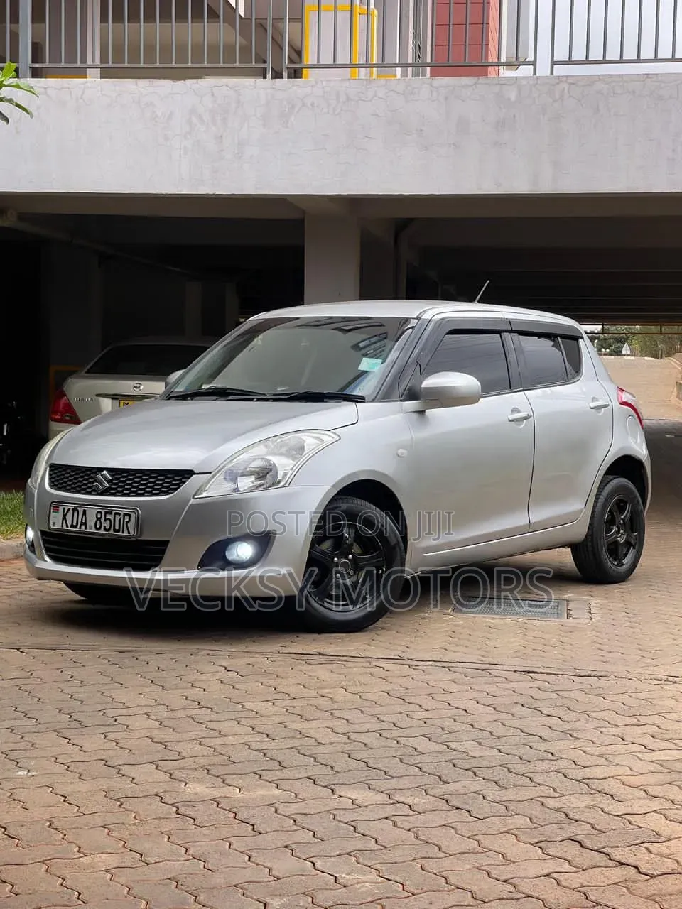 Suzuki Swift 2013 Silver