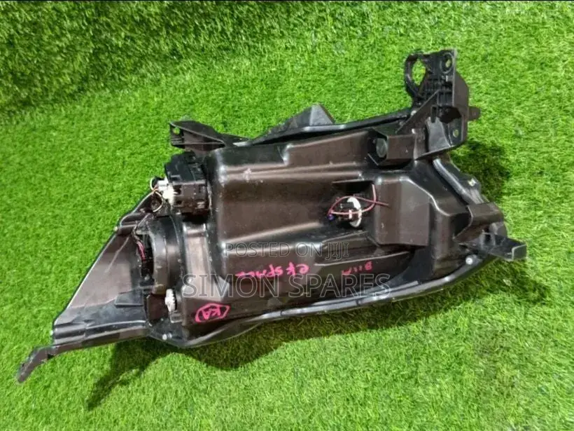 Headlight Assy Rh Mitsubishi Ek Space B11 2018
