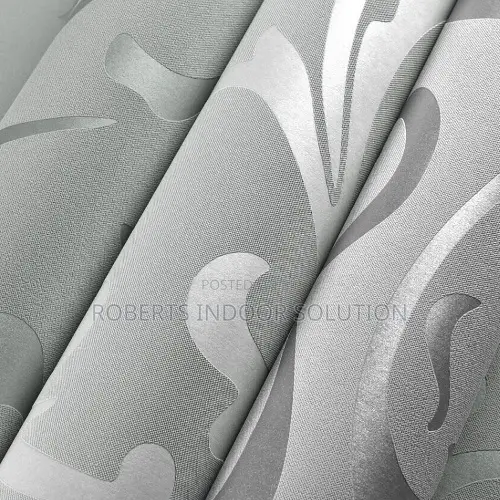 Flocked Silver Flower Wallpaper