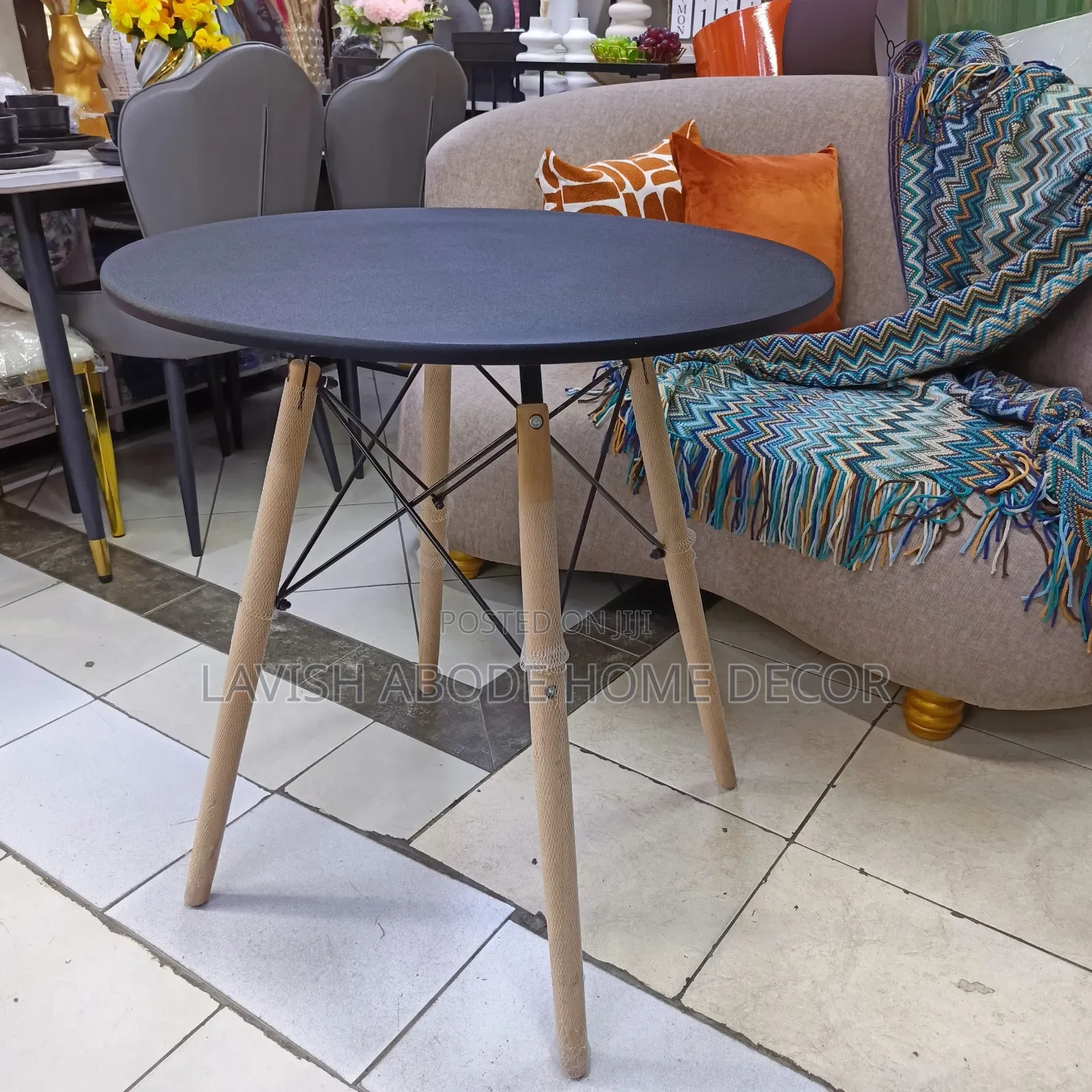 Round Black Eames Table – Modern Dining & Side Table