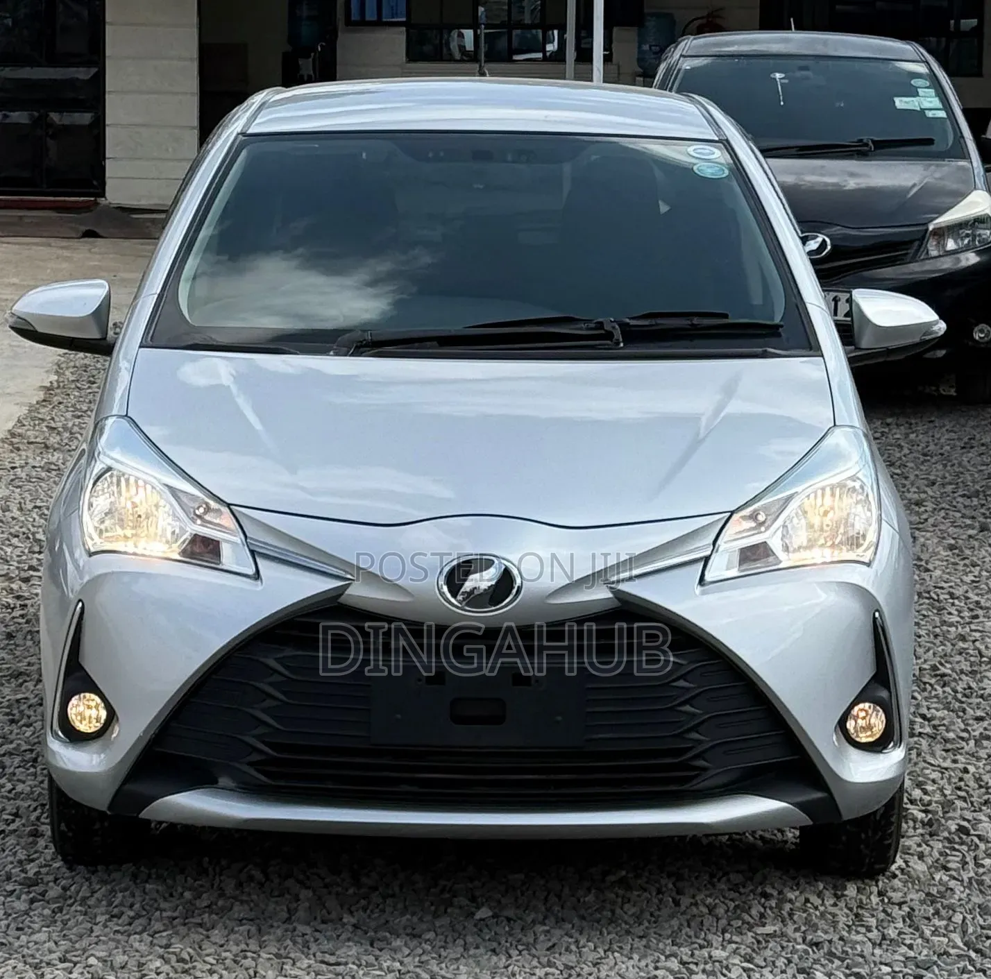 Toyota Vitz 2019 Silver
