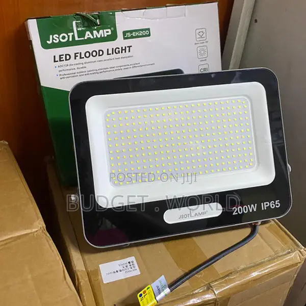 50/60Hz Double Waterproof 200W Solar LED Floodlight for Outdoor