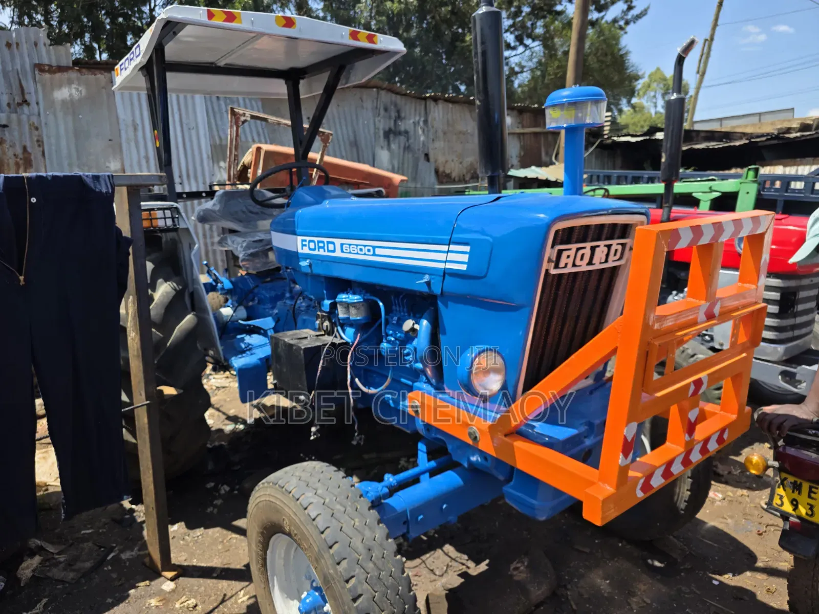 6600 Ford Tractor