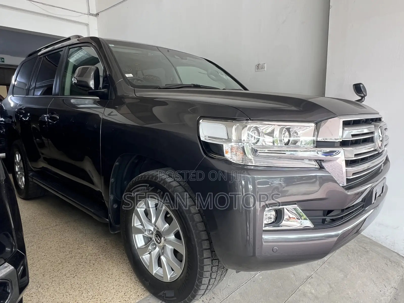 Toyota Land Cruiser 2019 Gray