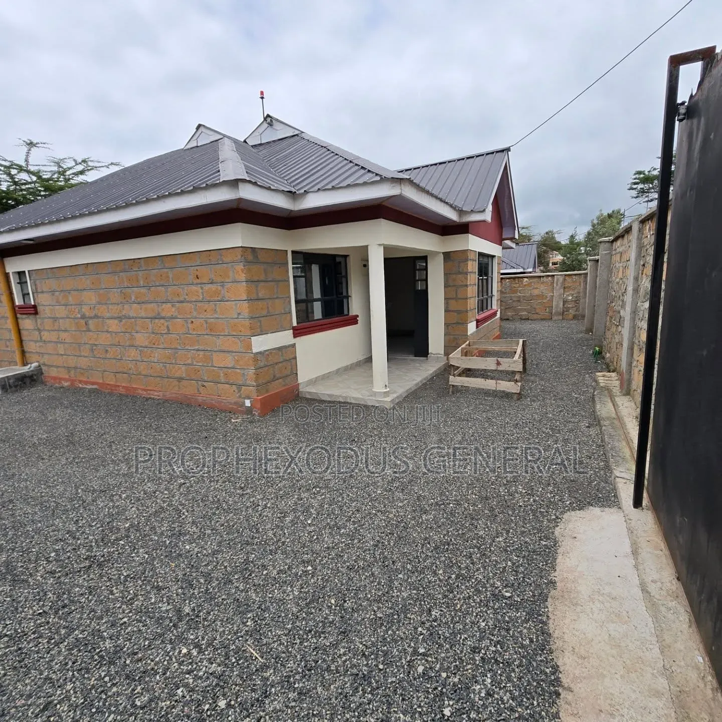 3bdrm Bungalow in Rimpa for sale