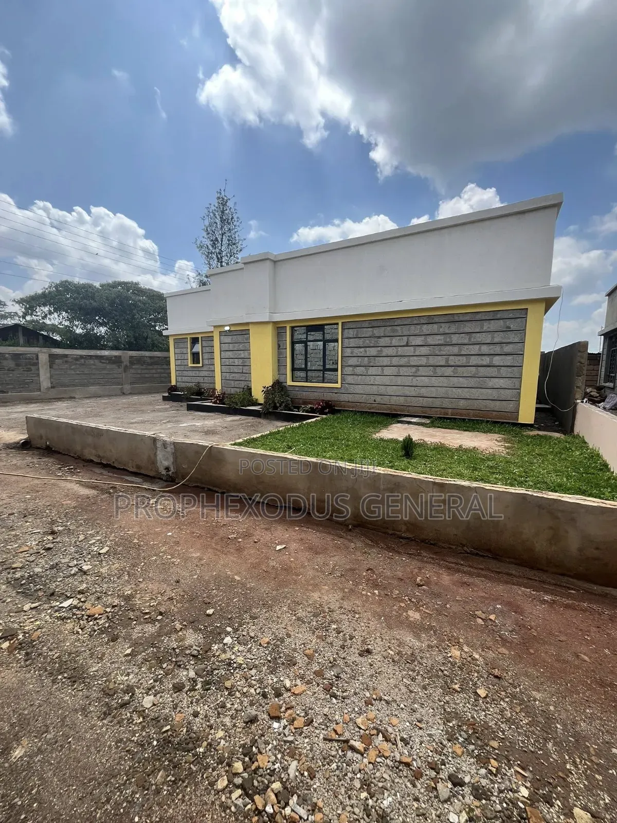 4bdrm Bungalow in Rimpa for sale