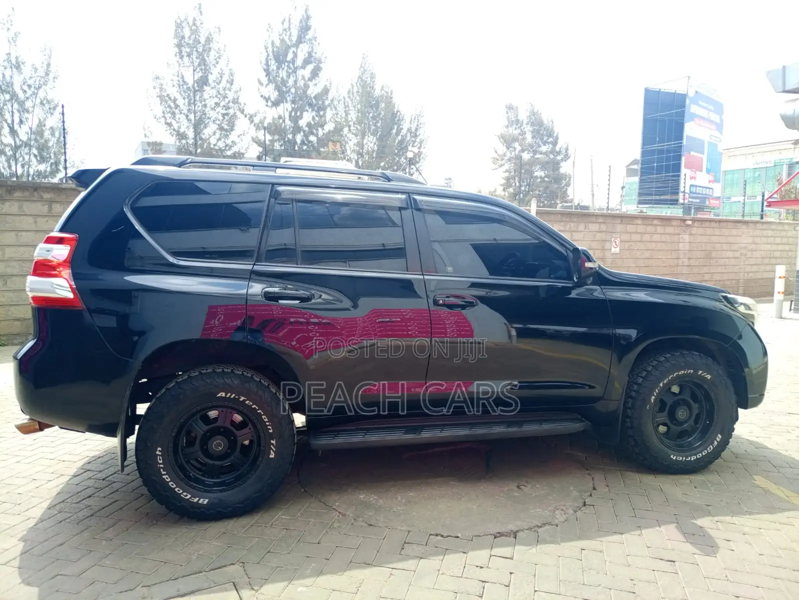 Toyota Land Cruiser Prado 2016 Black
