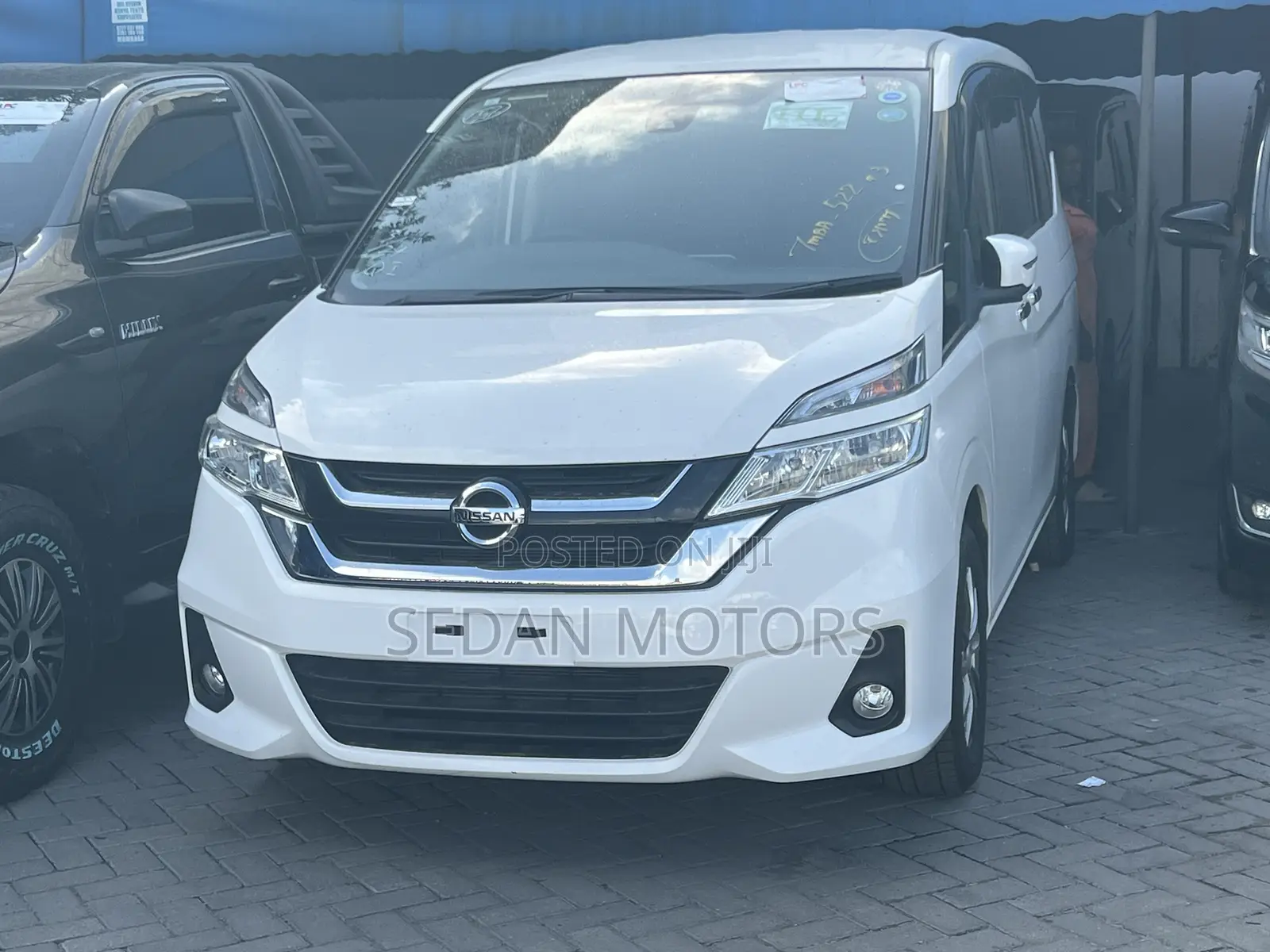 Nissan Serena 2019 Off white