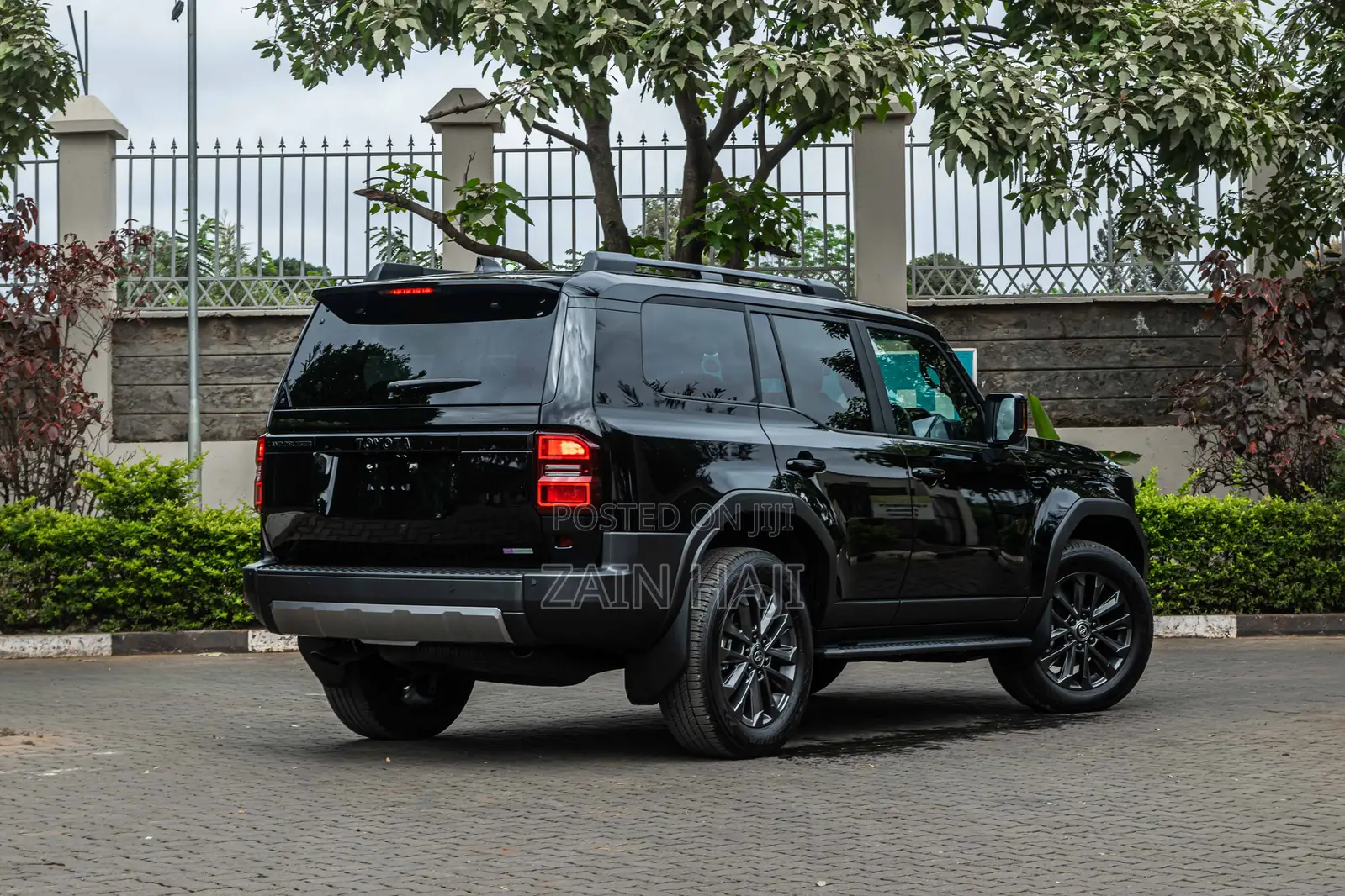Toyota Land Cruiser Prado 2.8 2025 Black
