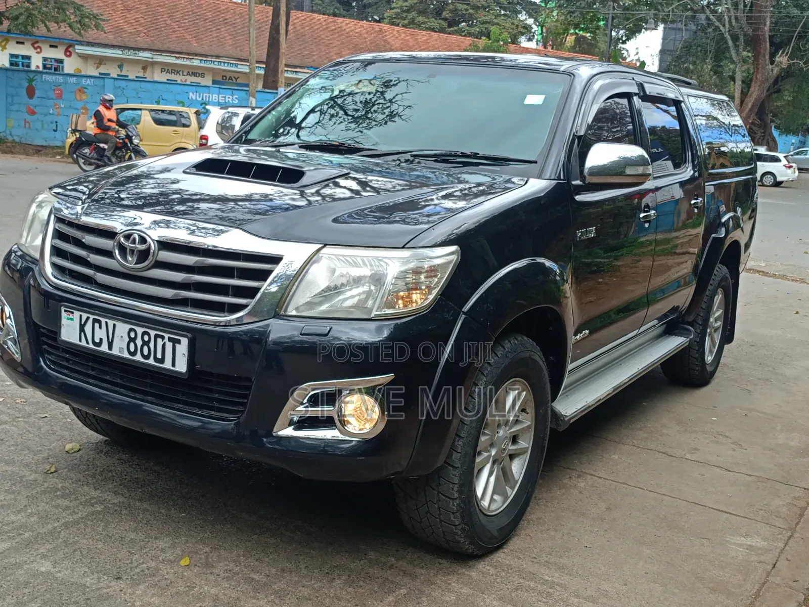 Toyota Hilux 2012 Matt Black