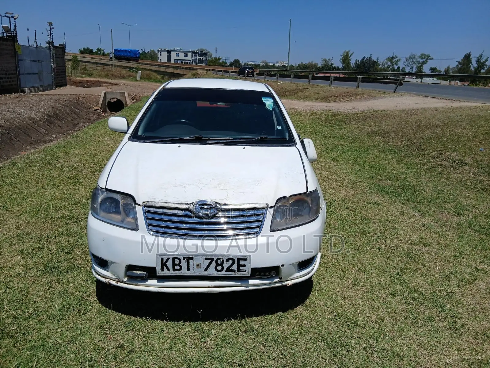 Toyota Corolla 2005 White