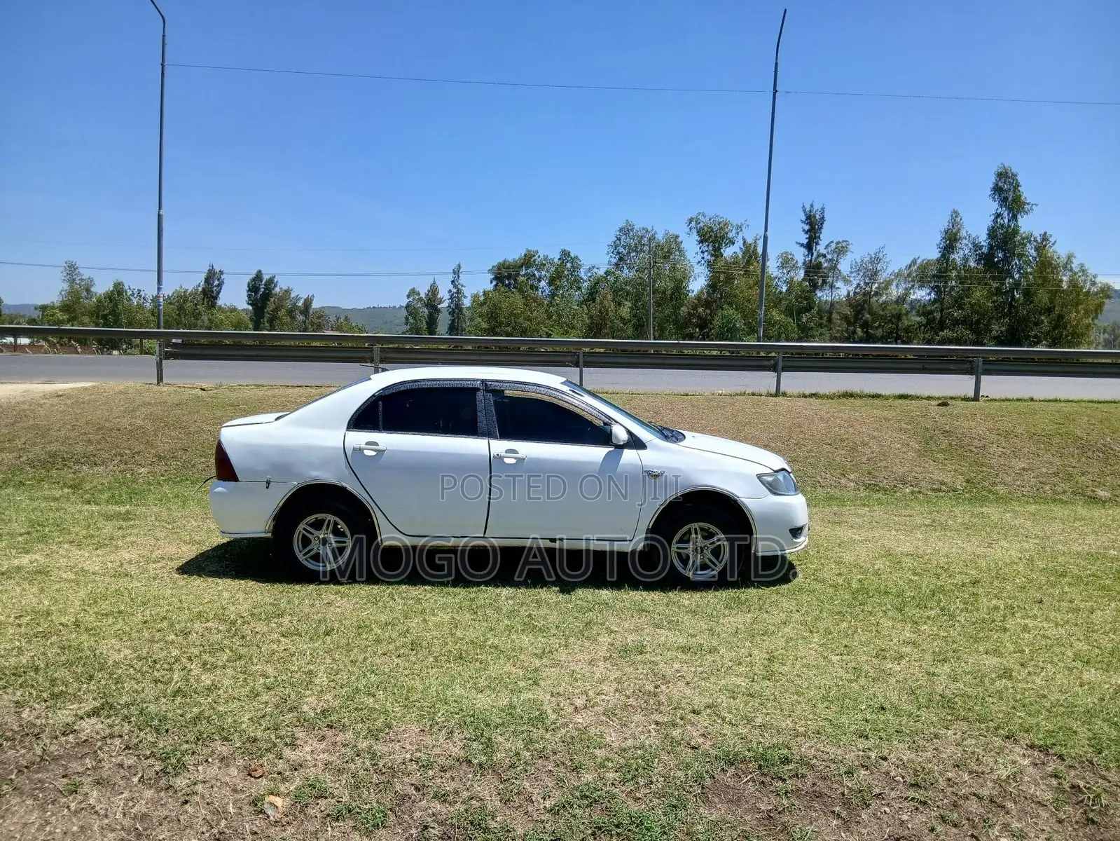 Toyota Corolla 2005 White