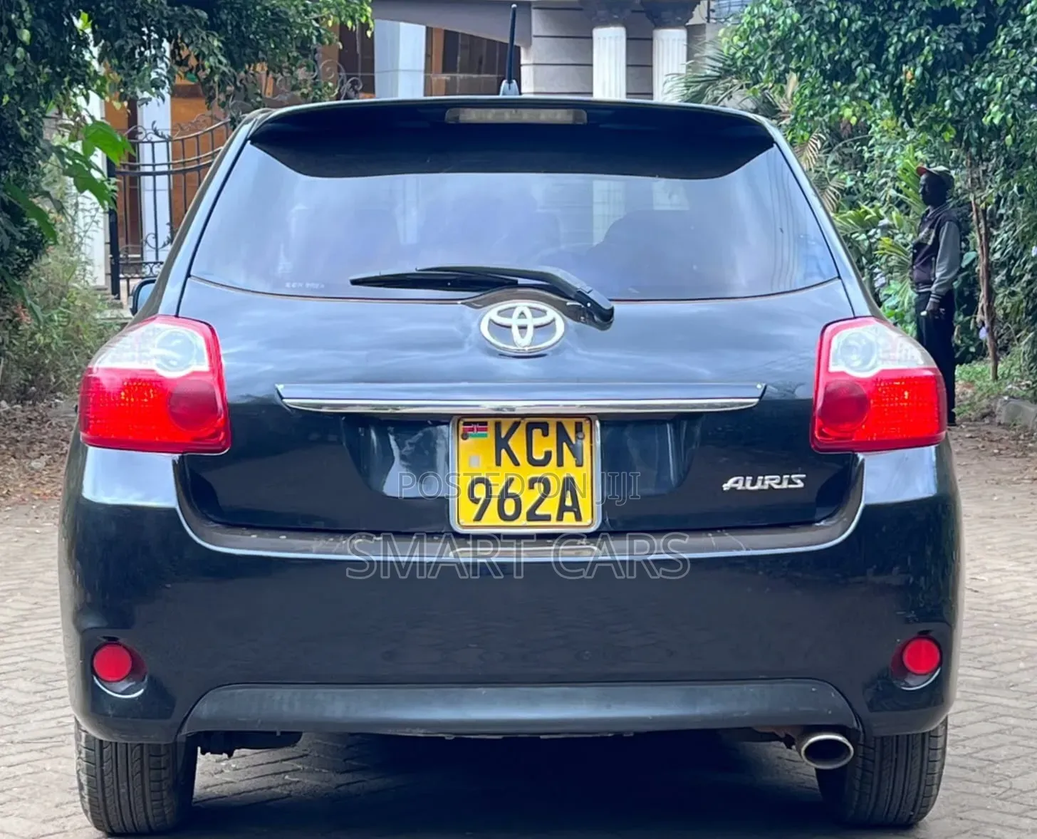 Toyota Auris 2011 Blue