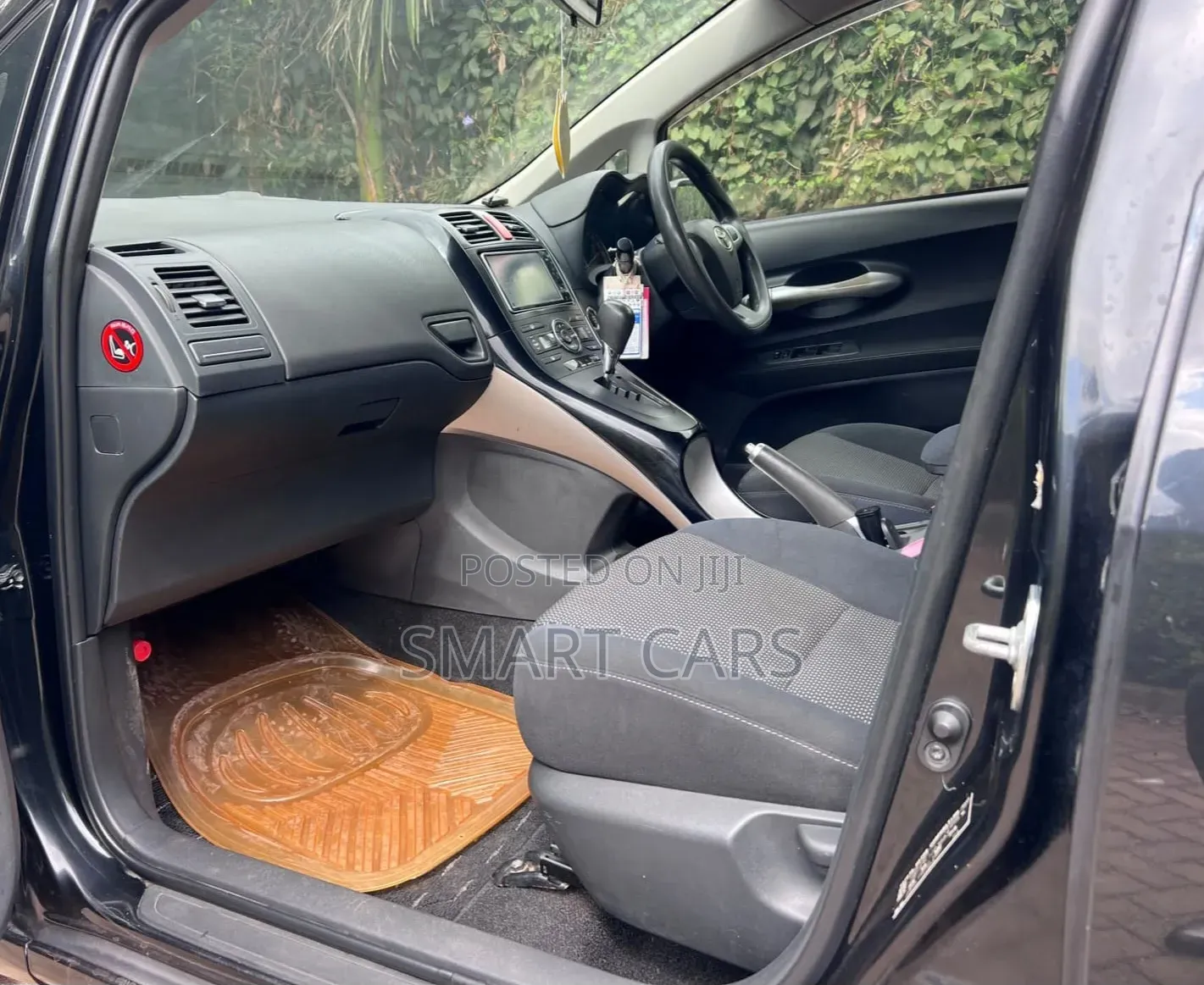 Toyota Auris 2011 Blue