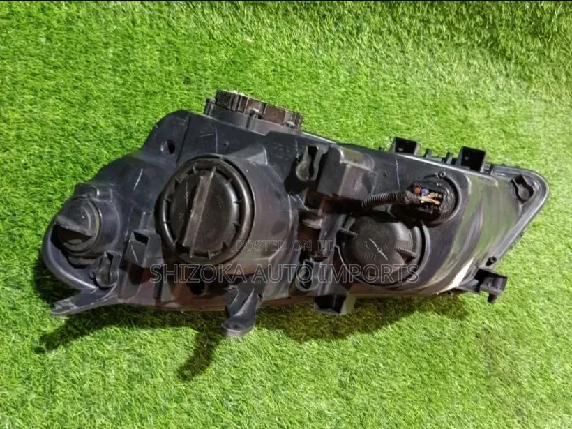 Headlight Assy Rh Suzuki Kizashi Xenon Rf91s 2014
