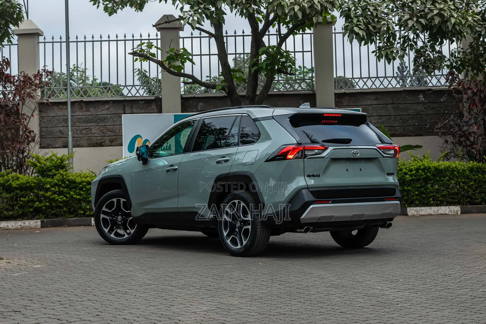 Toyota RAV4 2019 Green