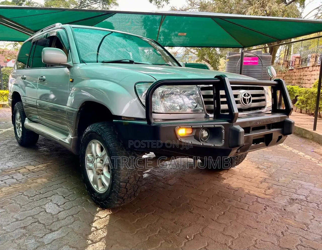 Toyota Land Cruiser HDJ 100 2003 Silver
