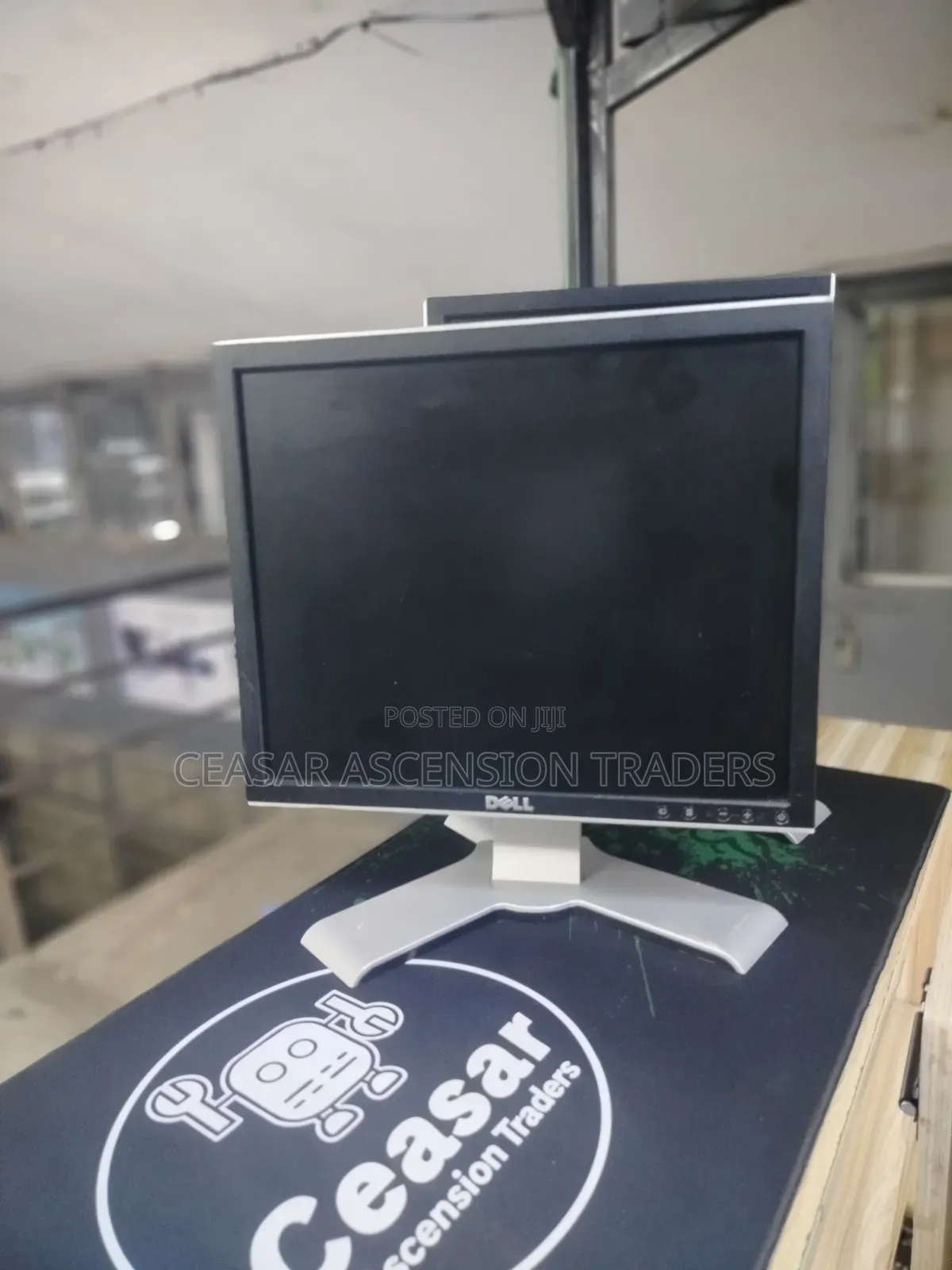 Dell 17inch Square