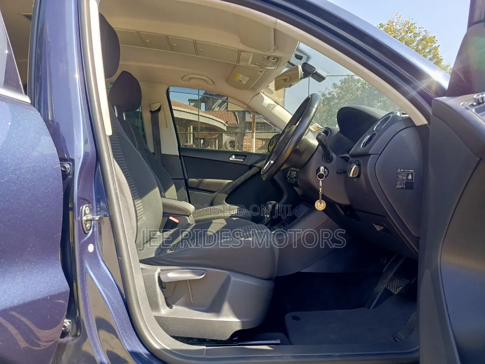 Volkswagen Tiguan 2012 Blue