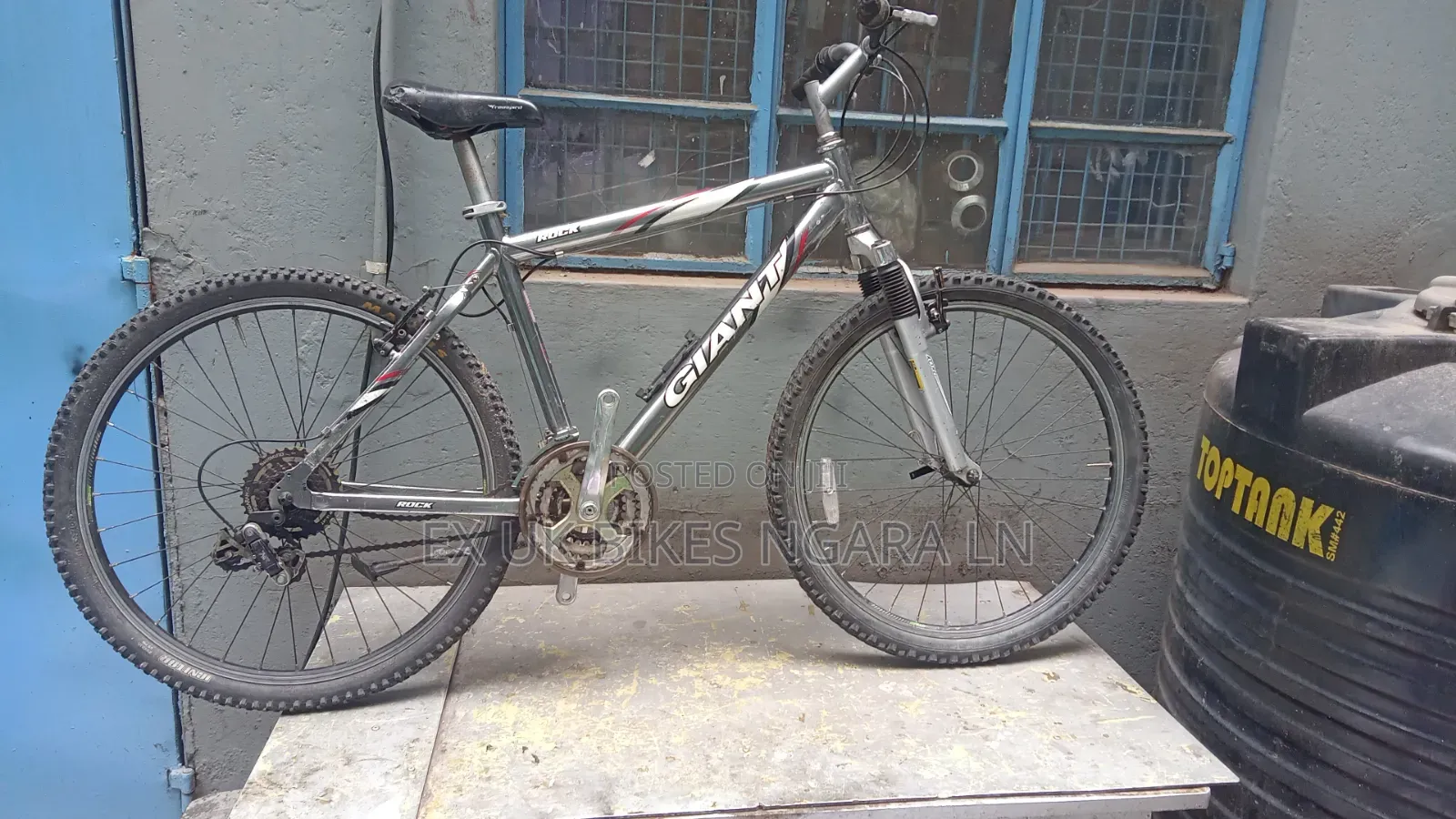 Ex UK Size 26 GIANT BICYCLE 21 SPEED