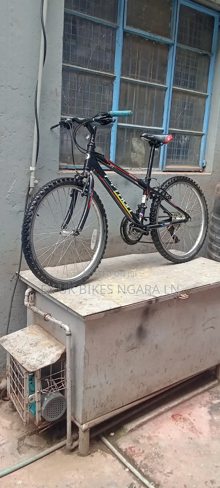 Ex UK Size 24 Bicycle for 8-11 Yr Old