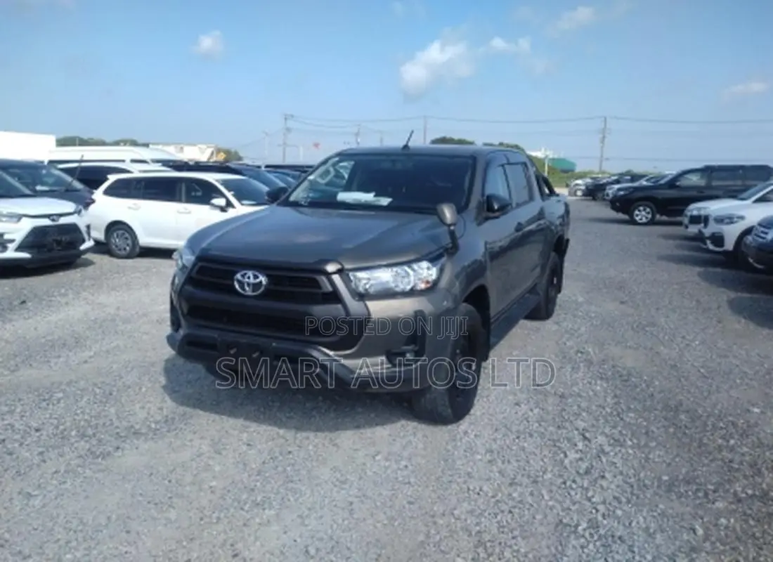 Toyota Hilux Revo Double Cab Deisel 2.4 AWD 2021 Gray