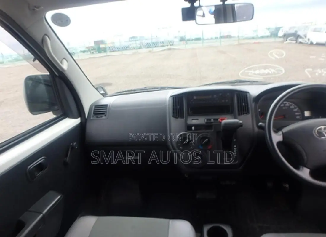 Toyota TownAce 2019 White