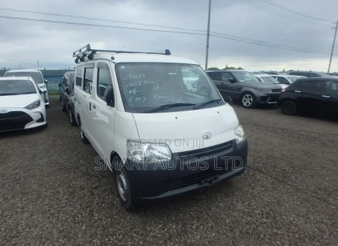 Toyota TownAce 2019 White