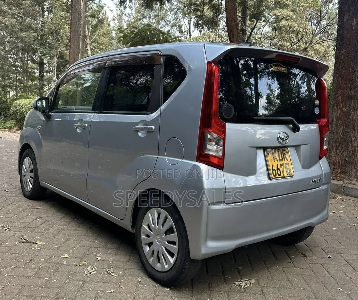 Daihatsu Move 2017 Silver