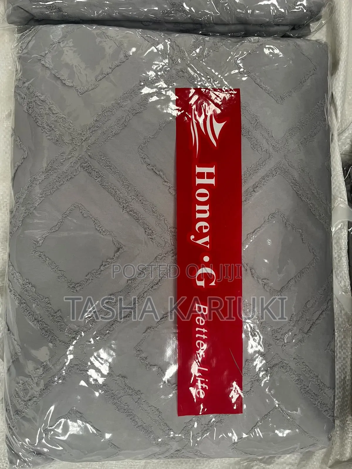 Premium Tufted Duvet Cover Set 6 by 7 Sancity