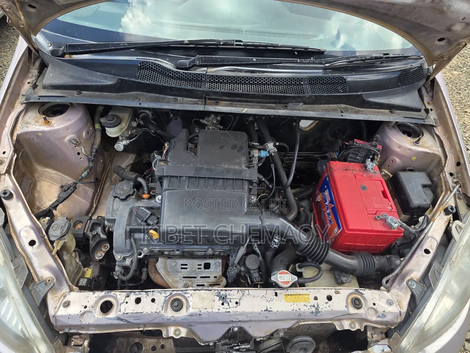 Toyota Vitz 2001